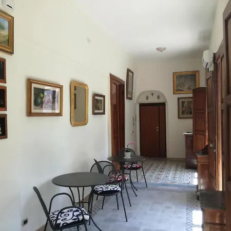 Stella Panzió
