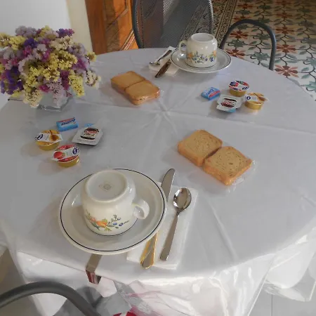 Stella 3* ヴィーコ・エクエンセ